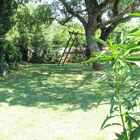 Spacious With Private Pool, Bbq, Fenced Yard, Summer Kitchen, Beautiful Beaches Nearby *