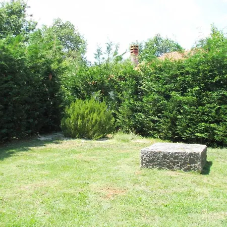 Villa Spacious With Private Pool, Bbq, Fenced Yard, Summer Kitchen, Beautiful Beaches Nearby Kavran